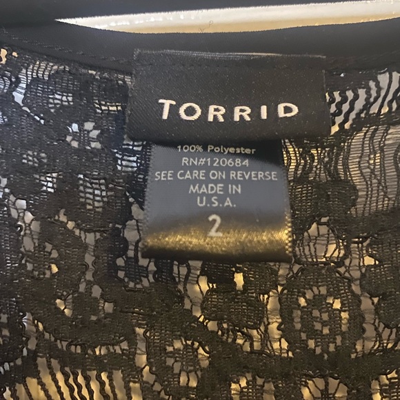 Torrid 2x Black Lace Peplum Style Top - Picture 5 of 5